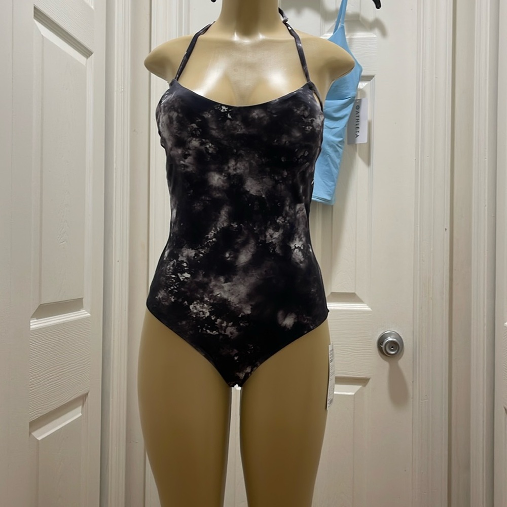 Supernova Keyhole One Piece Swimsuit size S